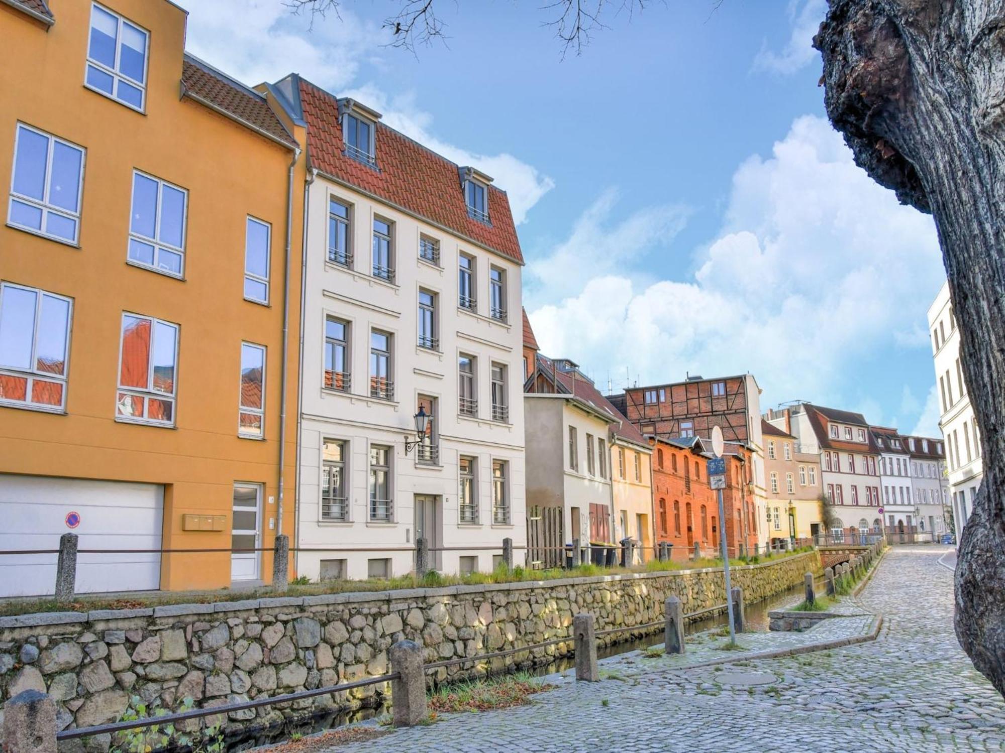 Modern Apartment In Wismar With Private Terrace Eksteriør bilde