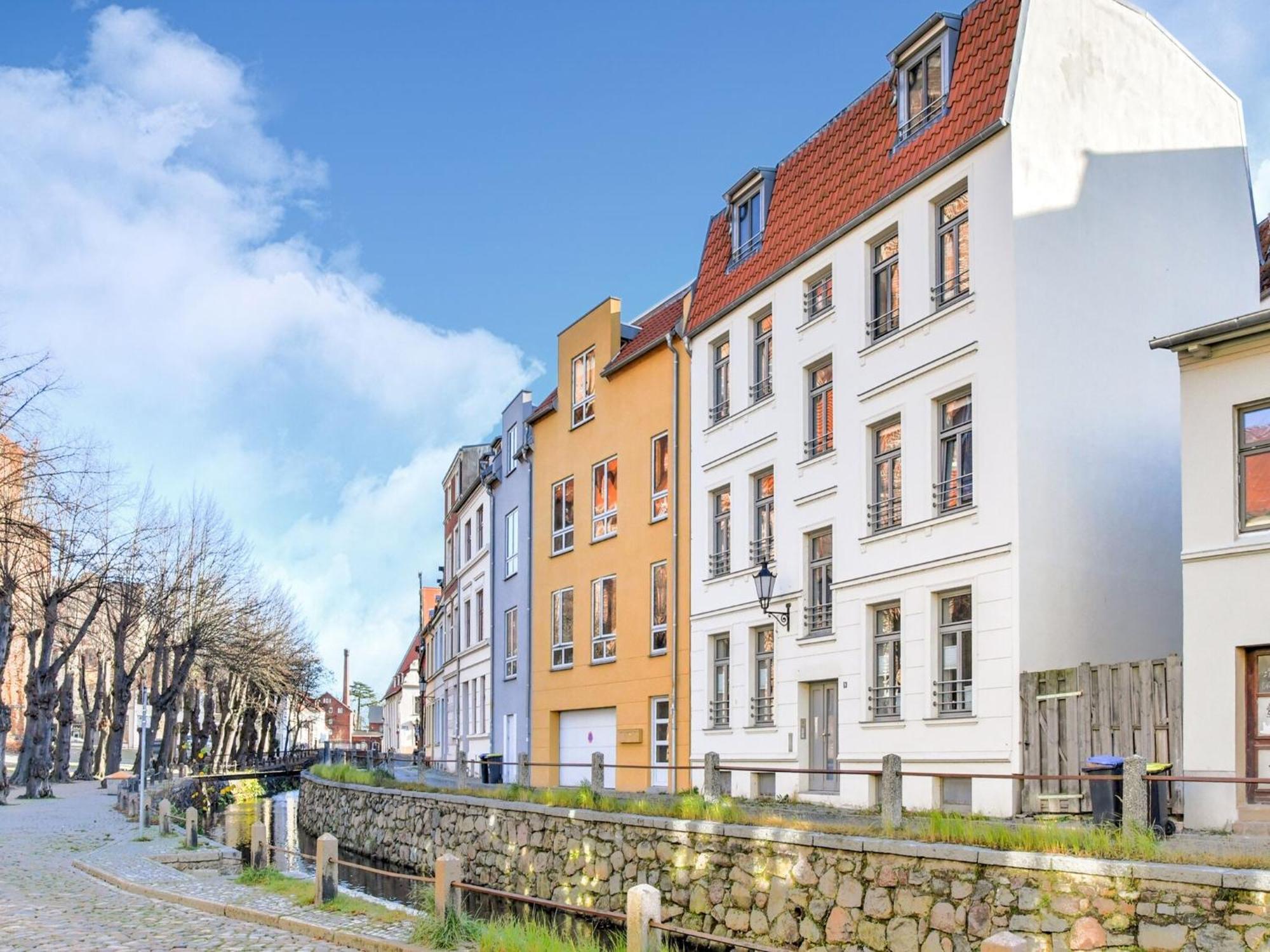 Modern Apartment In Wismar With Private Terrace Eksteriør bilde